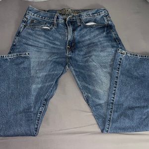 American Eagle relaxed straight jeans size 32/30